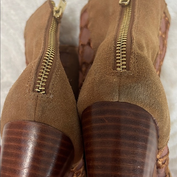Anthropologie Suede Ankle Boots Embroidered Mesh Panel Block Heel Boho Size 8 - Picture 14 of 15